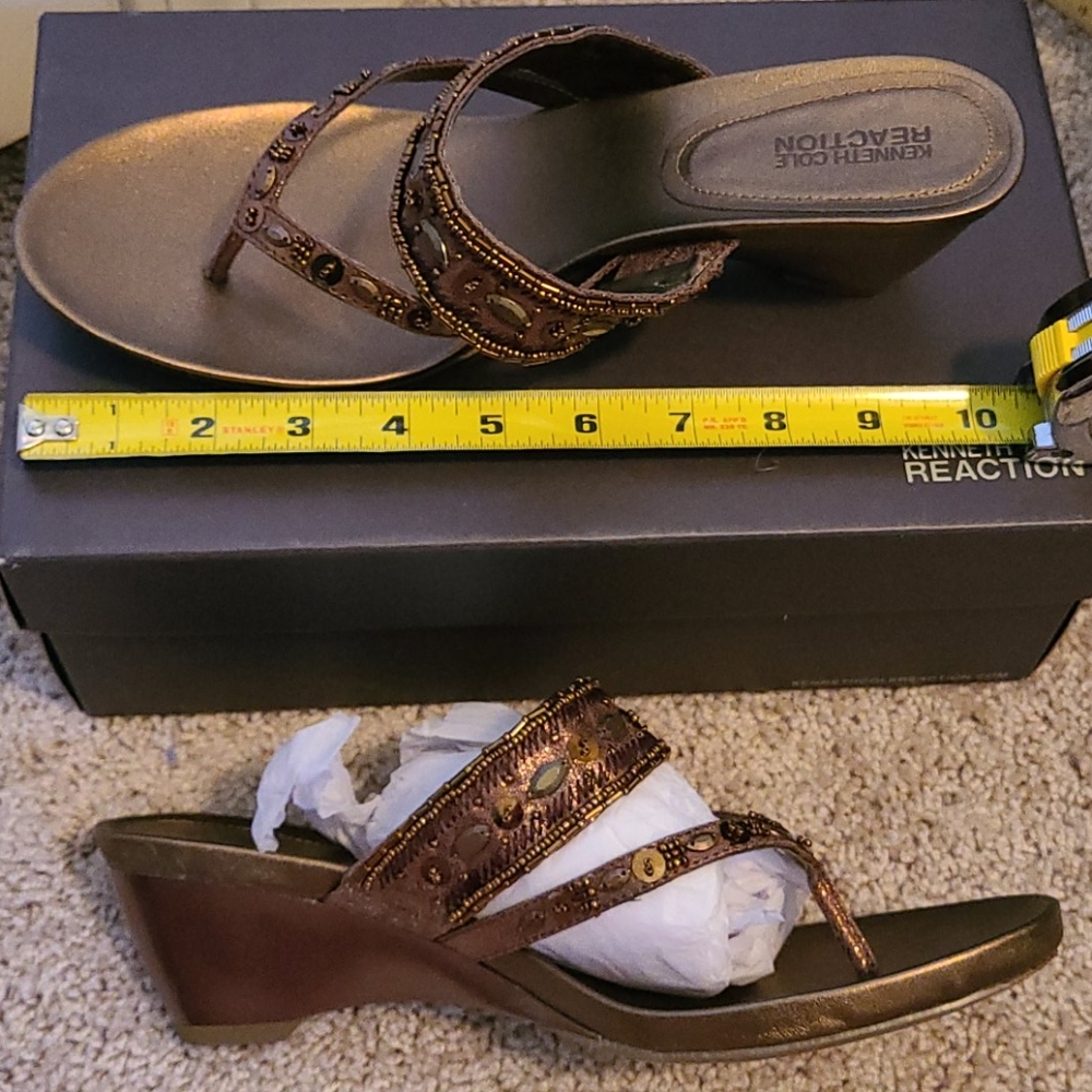 KENNETH COLE Reaction Bronze Zone Loc Sz 10 NEW